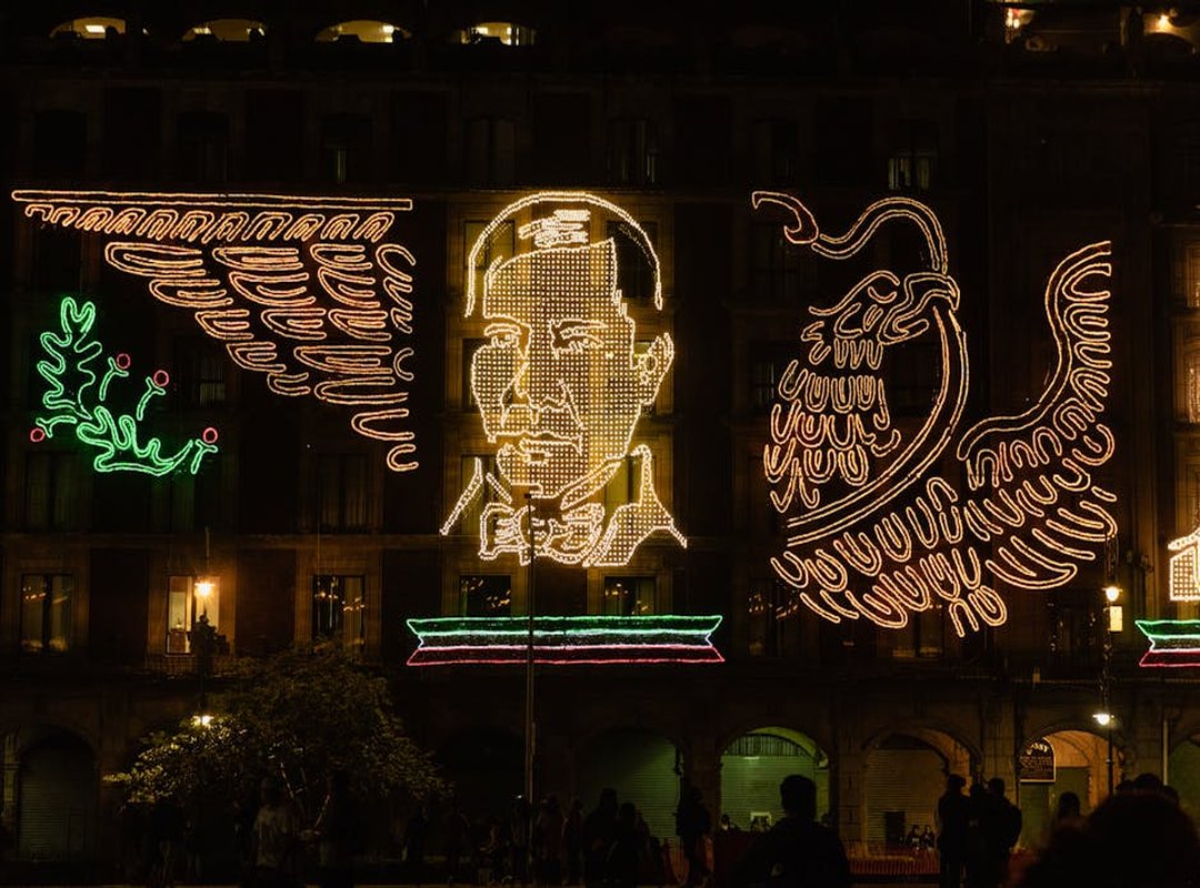 Frases e Inspiración: Mensajes de Buenas Noches con Sabor a Ayer