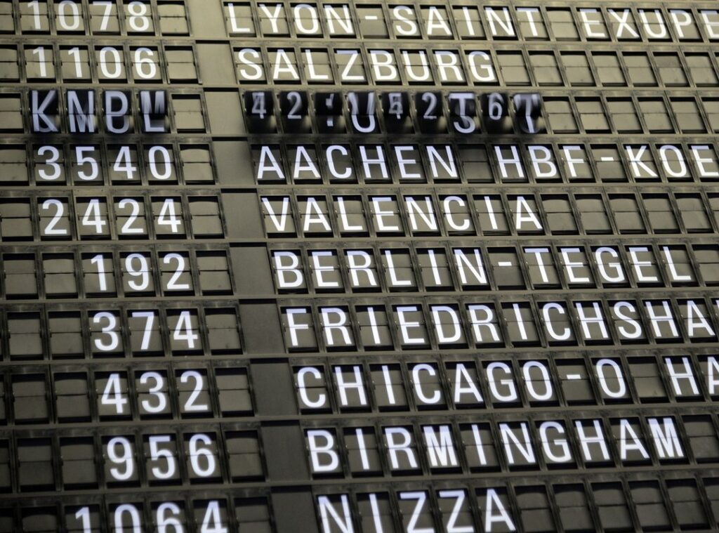 airport navigation tips